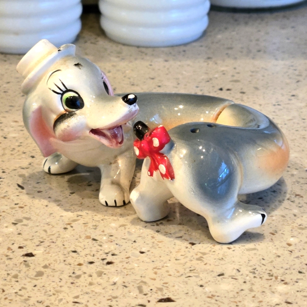 Vintage Daschund Wiener Dog Salt & Pepper Shakers